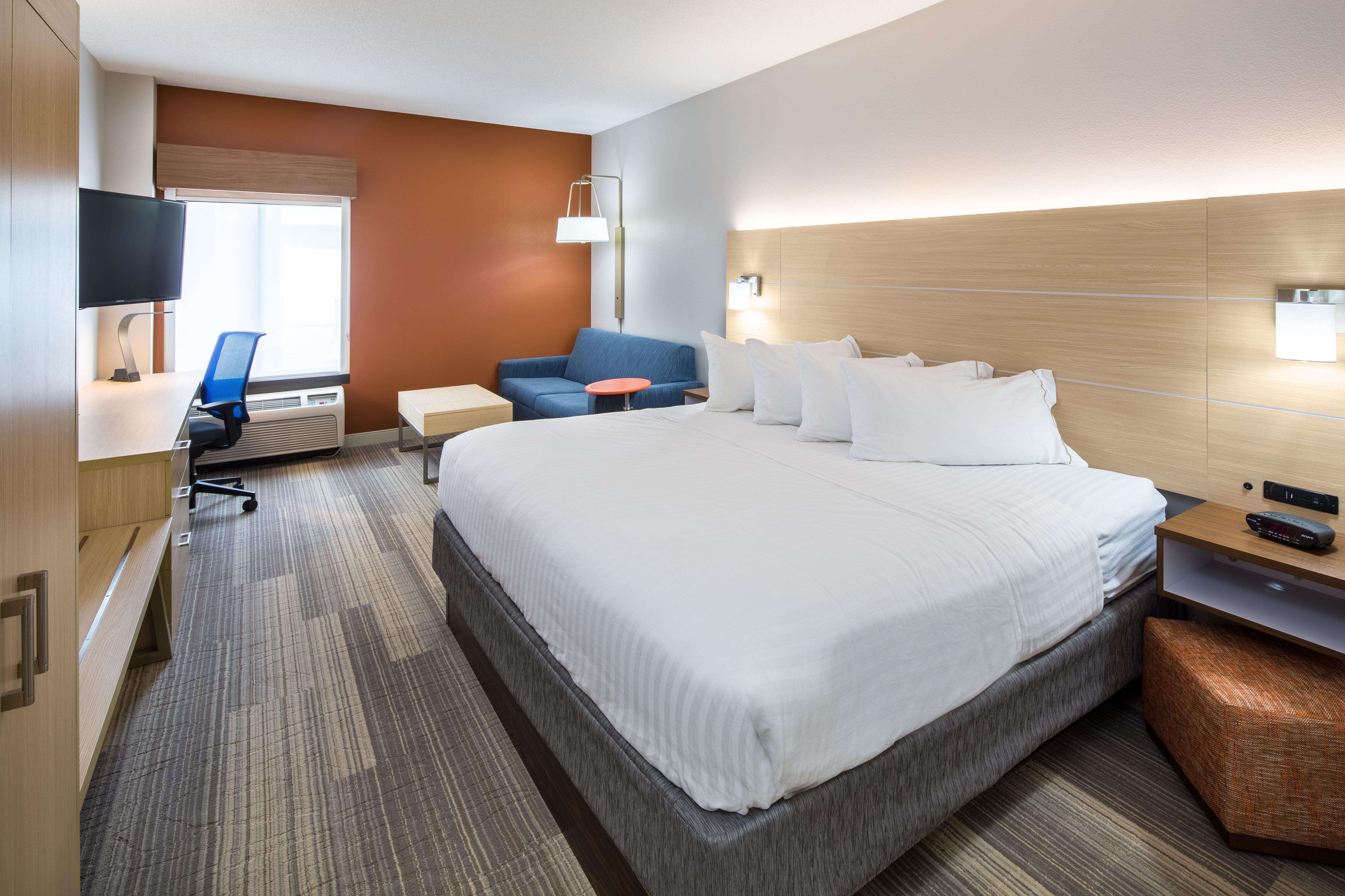 Holiday Inn Express Cedar Rapids - Collins Road By Ihg Εξωτερικό φωτογραφία